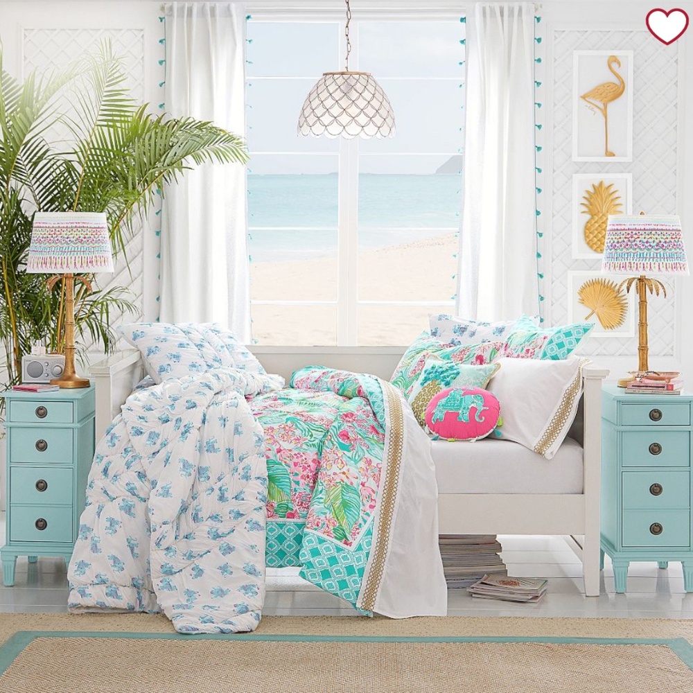 Lilly Pulitzer comforter and sheet set